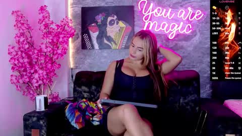 siamarlin online show from 10/17/25, 09:06