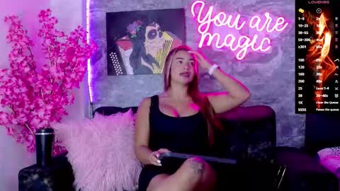 siamarlin online show from 10/24/25, 09:11