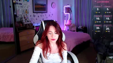 Snapshot of sidny_blush chatting on 09/10/25, 09:42 Sidny online show from 09/10/25, 09:42