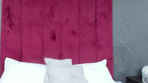 Snapshot of sienna_monroe chatting on 10/16/25, 10:55 Sienna monroe online show from 10/16/25, 10:55