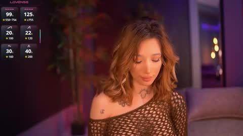 Sienna online show from 10/16/25, 05:25