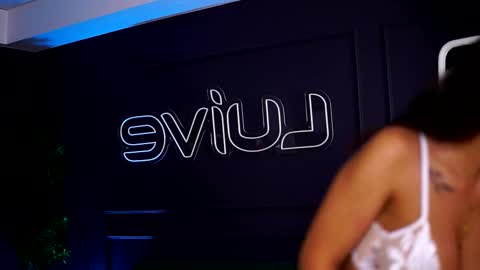 Sienna online show from 10/24/25, 10:00