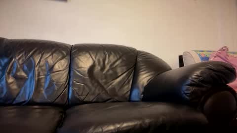 R online show from 10/28/25, 08:18