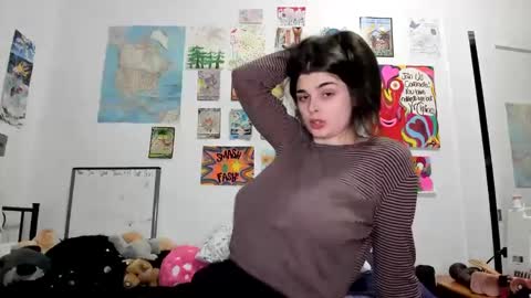 Snapshot of sierrasquirter chatting on 12/20/24, 05:04 Sierra online show from 12/20/24, 05:04
