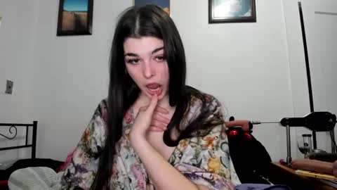 Snapshot of sierrasquirter chatting on 01/16/25, 05:53 Sierra online show from 01/16/25, 05:53