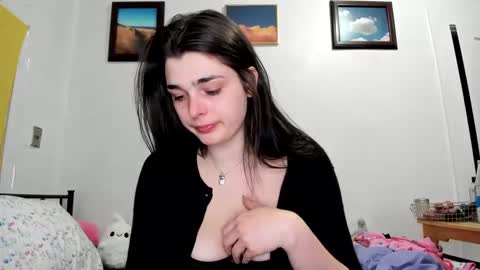 Snapshot of sierrasquirter chatting on 02/27/25, 04:09 Sierra online show from 02/27/25, 04:09