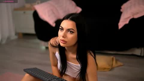 Maria online show from 10/16/25, 05:19