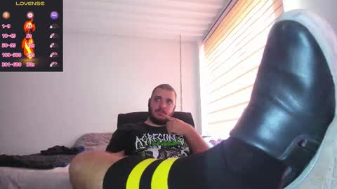 Snapshot of sigfridd_ chatting on 10/26/25, 08:48 Sigfridd online show from 10/26/25, 08:48