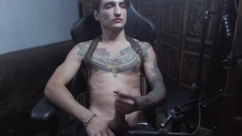 Snapshot of sigurdtheaesir chatting on 02/08/25, 10:18 Sigurd online show from 02/08/25, 10:18