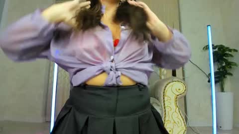 Snapshot of sikorasona chatting on 10/13/25, 06:08 sikorasona online show from 10/13/25, 06:08