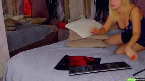 SilasCollins online show from 10/19/25, 10:05