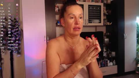 silenaa_sloussen online show from 11/02/25, 05:10