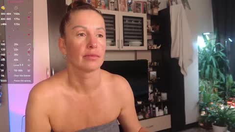 silenaa_sloussen online show from 11/03/25, 05:09