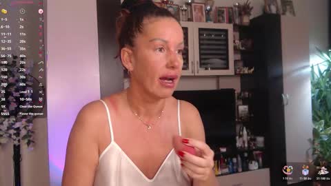 silenaa_sloussen online show from 11/22/25, 05:06