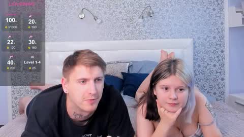 Snapshot of silentorbit chatting on 11/14/25, 12:48 Jessica and Sam online show from 11/14/25, 12:48