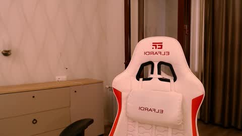 silk_ann online show from 11/23/25, 05:18