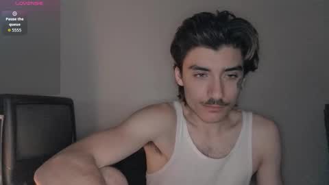 Snapshot of silly_cybin chatting on 10/15/25, 05:18 cybin online show from 10/15/25, 05:18