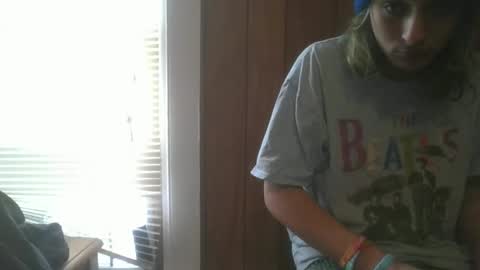 Snapshot of sillycutecow chatting on 12/04/24, 03:10 Hailey online show from 12/04/24, 03:10