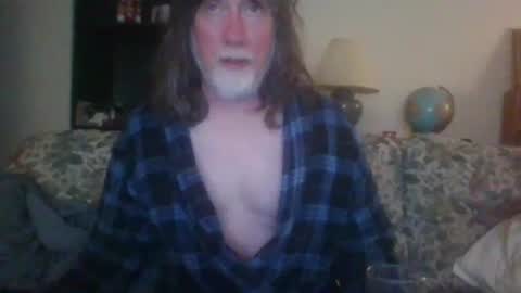 Snapshot of silverfunfox chatting on 02/24/25, 12:26 silverfunfox online show from 02/24/25, 12:26