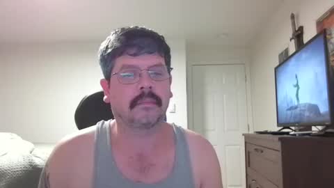 Snapshot of silverfyrex2 chatting on 10/13/25, 03:06 silverfyrex2 online show from 10/13/25, 03:06