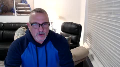 silveroli187 online show from 02/05/25, 04:36