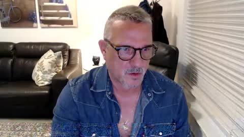 silveroli187 online show from 09/19/25, 02:18