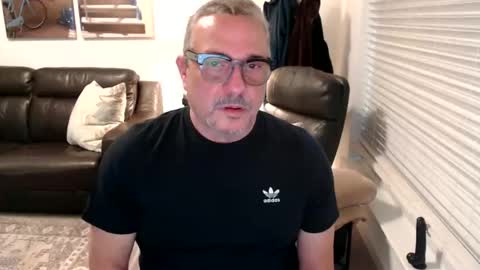 silveroli187 online show from 10/04/25, 02:59