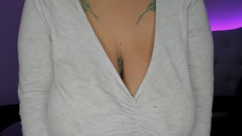 silvia online show from 10/28/25, 07:38