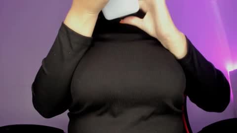 silvia online show from 11/12/25, 05:46