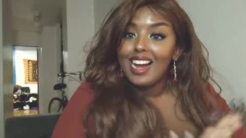 Simin Fox online show from 10/22/25, 02:12