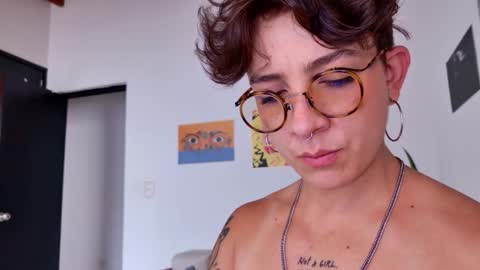 Sim. online show from 10/26/25, 07:42