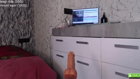 Snapshot of simplegirl1996 chatting on 03/03/25, 01:20 regina online show from 03/03/25, 01:20