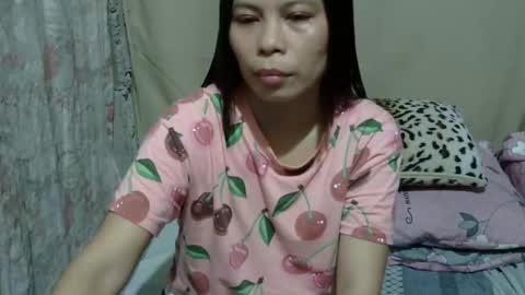 mia online show from 11/21/25, 11:58