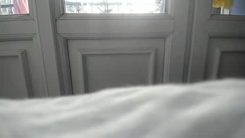 Snapshot of simur_sahso chatting on 12/11/24, 03:15 Sofi wed. - sat. 11am - 11 pm and Santi with Sofi sun.. - tue. 11 am - 5 pm europe online show from 12/11/24, 03:15