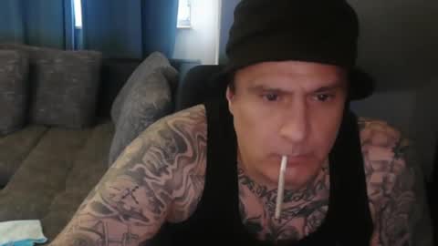 Snapshot of sinalco1975 chatting on 11/09/25, 08:34 sinalco1975 online show from 11/09/25, 08:34