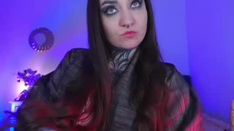 Snapshot of sindeleros chatting on 02/17/25, 05:43 Ms. Sindel online show from 02/17/25, 05:43