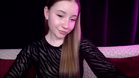 Snapshot of sindiwatsoon chatting on 02/04/25, 08:06 Sindi online show from 02/04/25, 08:06