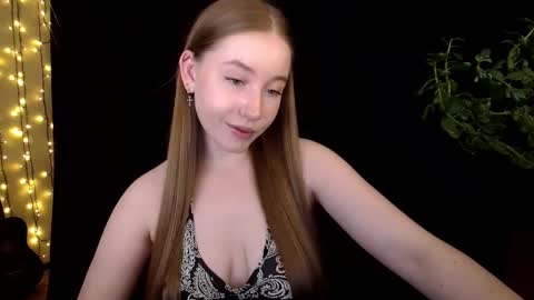 Snapshot of sindiwatsoon chatting on 09/11/25, 01:44 Sindi online show from 09/11/25, 01:44