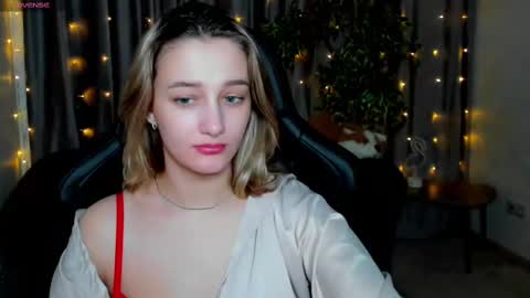 Sinty Noria online show from 03/10/25, 04:07