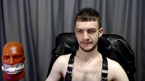 Snapshot of sir_damien chatting on 10/19/25, 09:26 Sir Damien online show from 10/19/25, 09:26