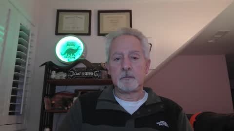 Snapshot of sir_lust_alot chatting on 01/28/25, 08:04 Don Roberto online show from 01/28/25, 08:04