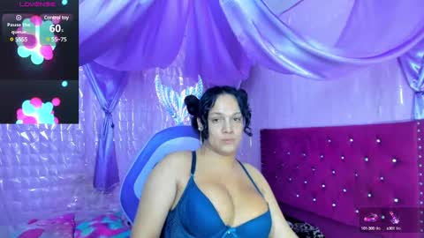 Snapshot of sirena_dirtysexxx chatting on 12/17/24, 03:17 Sirena Fuentes online show from 12/17/24, 03:17
