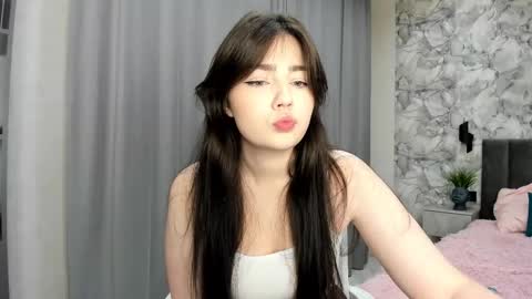 Molly online show from 11/27/25, 10:06