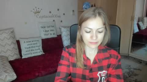 Snapshot of sirenasilk chatting on 09/29/25, 09:47 sirenasilk online show from 09/29/25, 09:47