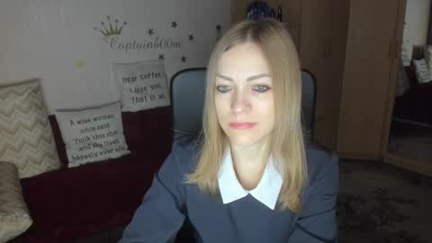 Snapshot of sirenasilk chatting on 11/02/25, 03:09 sirenasilk online show from 11/02/25, 03:09