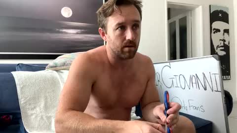 Snapshot of sirgiovanni chatting on 02/25/25, 10:37 Giovanni online show from 02/25/25, 10:37