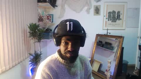 siriss_boyrag online show from 10/13/25, 12:32