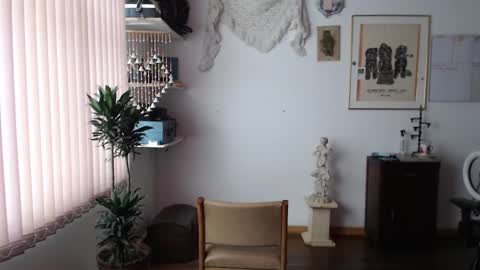 siriss_boyrag online show from 10/18/25, 02:18