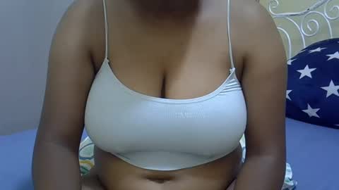 Snapshot of sisibrown97 chatting on 01/11/25, 11:13 brown online show from 01/11/25, 11:13