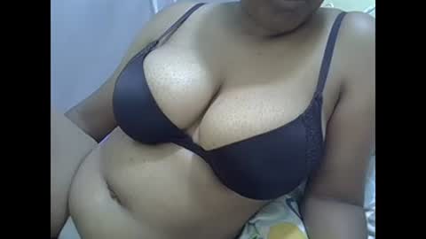 Snapshot of sisibrown97 chatting on 01/13/25, 09:41 brown online show from 01/13/25, 09:41